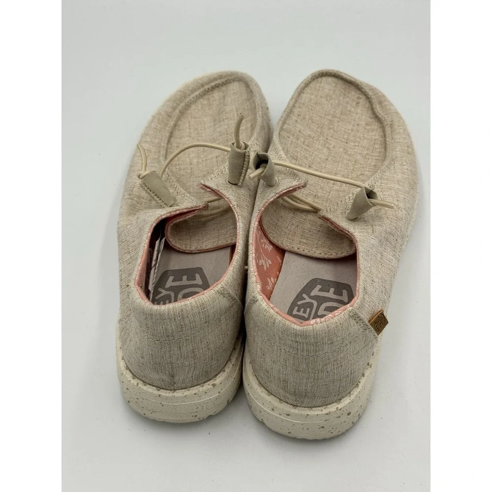 Hey Dude Wendy Women's Sz 6 Chambray White Nut Slip On Comfort Casual Flat Shoes